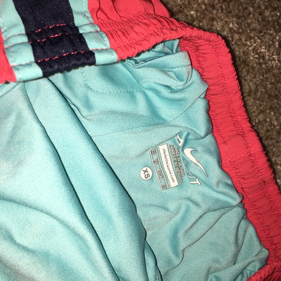 Nike Running Shorts - Picture 2 of 2